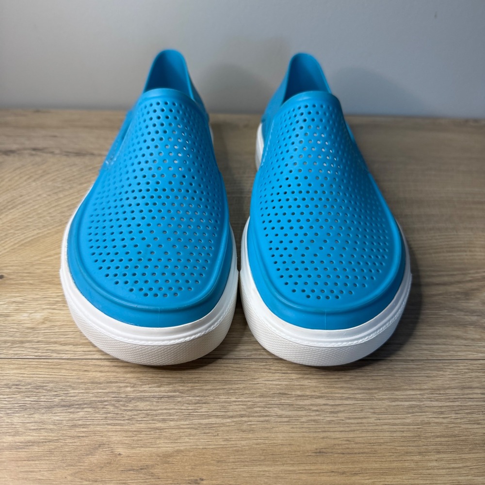 Crocs CitiLane Roka Shoes‎ Blue White Perforated Slip-On Loafer Womens 8 Comfort - Picture 3 of 9